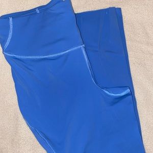 Lululemon Base pace size 12